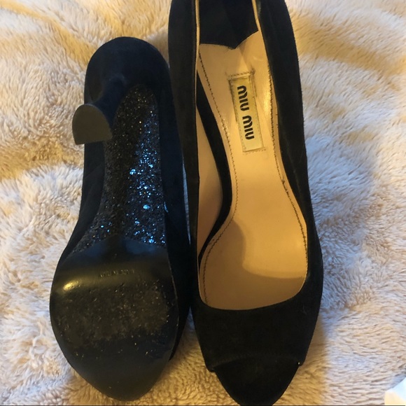 Practically New Miu Miu Nero suede peep toe heel - Picture 5 of 5